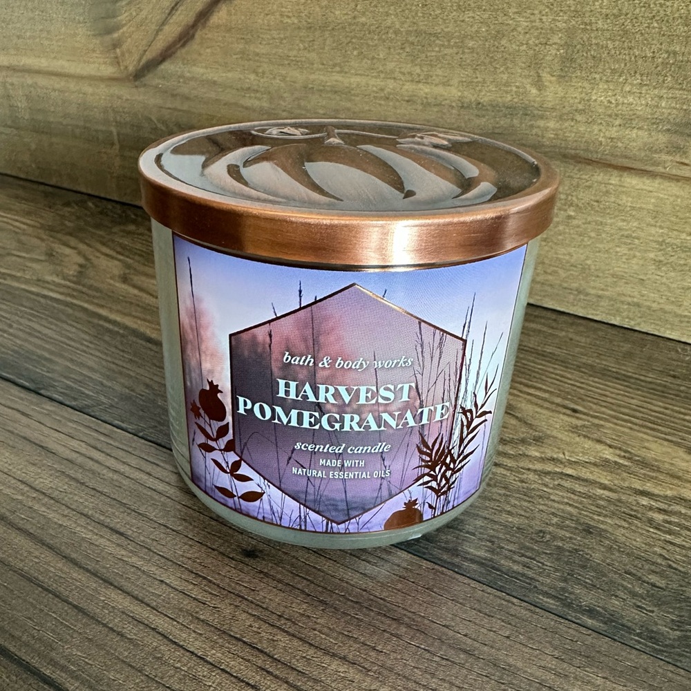 NWT Bath & Body Works 3-Wick Candle - Harvest Pomegranate